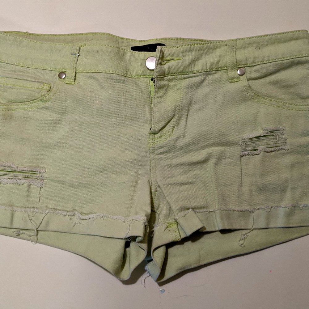 Fire Los Angeles Lime Green Shorts Size 9
